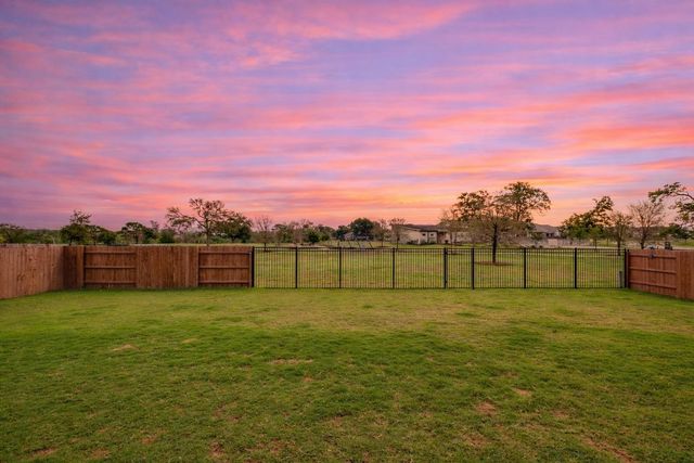 109 Isaac White DR, Bastrop, TX 78602