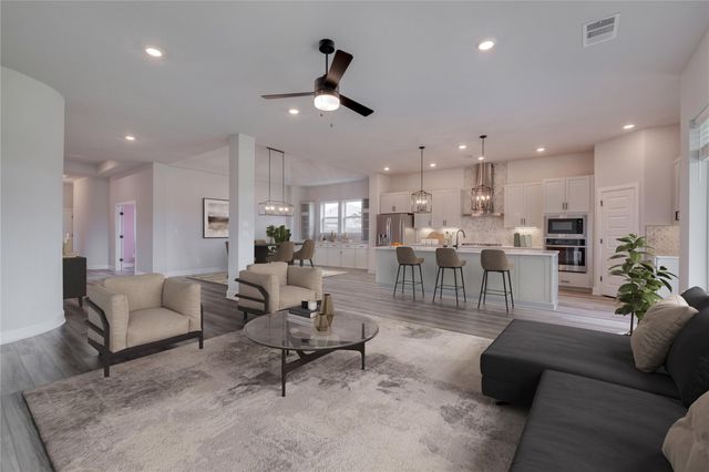 109 Isaac White DR, Bastrop, TX 78602
