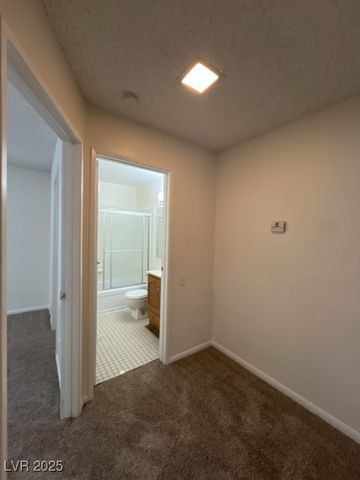 2206 East Desert Inn Road, Las Vegas, NV 89169