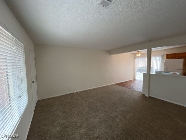 2206 East Desert Inn Road, Las Vegas, NV 89169