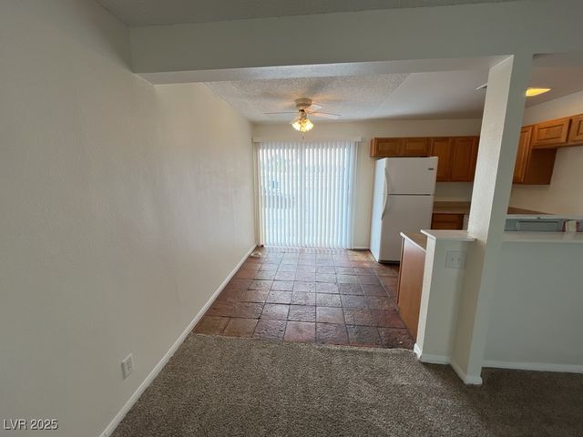 2206 East Desert Inn Road, Las Vegas, NV 89169