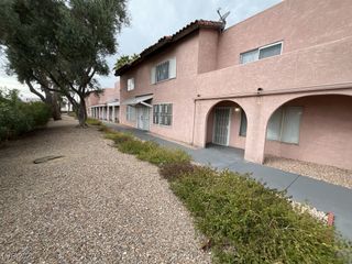 2206 East Desert Inn Road, Las Vegas, NV 89169