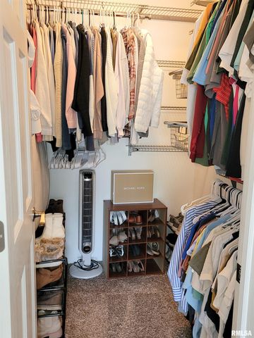 16 Stone Forge Pike, Flora, IL 62839