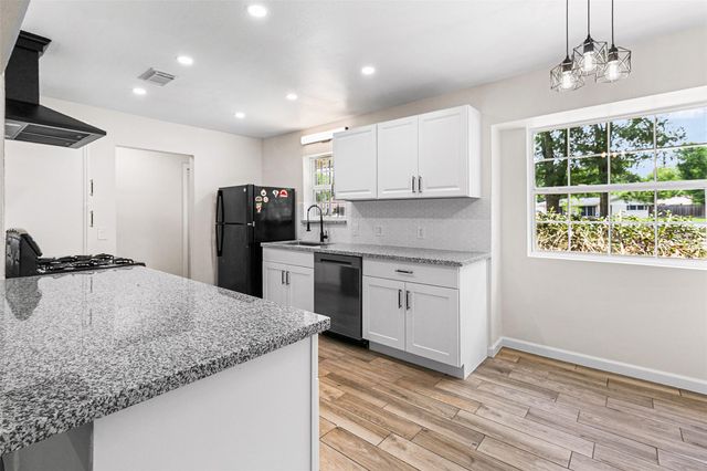 16715 Waycreek Road, Houston, TX 77068