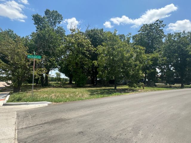 9724 Michael Lane, Dallas, TX 75228