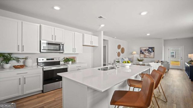 119 Hollingsworth Loop, Statesboro, GA 30461