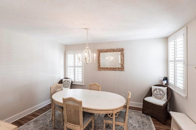 6023 W PEPPERTREE WAY 235, Sarasota, FL 34242