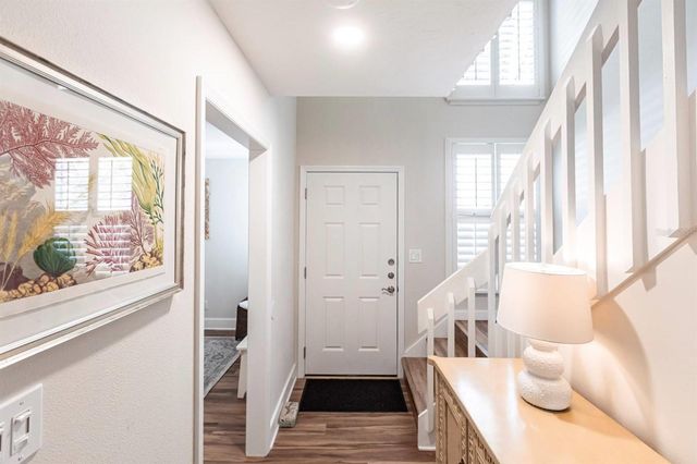 6023 W PEPPERTREE WAY 235, Sarasota, FL 34242