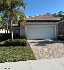 9096 Glenforest DR, Naples, FL 34120