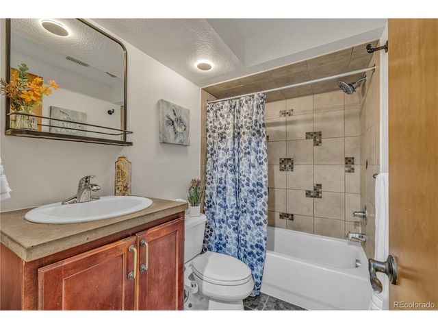 20 S Logan St Medina-102, Denver, CO 80209