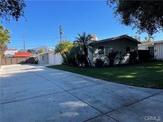 325 La Paloma Street, Redlands, CA 92373