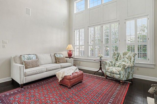 3800 Bailey LN F-1, Austin, TX 78756