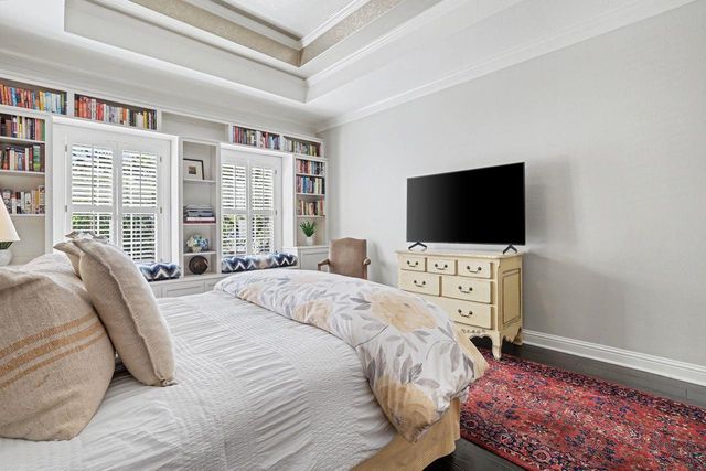 3800 Bailey LN F-1, Austin, TX 78756