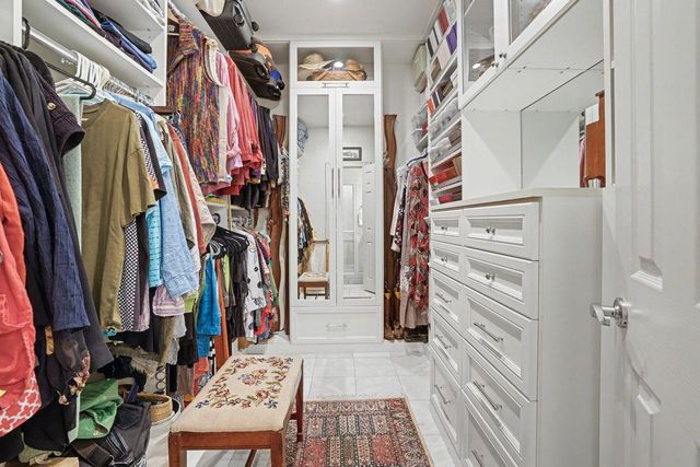 3800 Bailey LN F-1, Austin, TX 78756