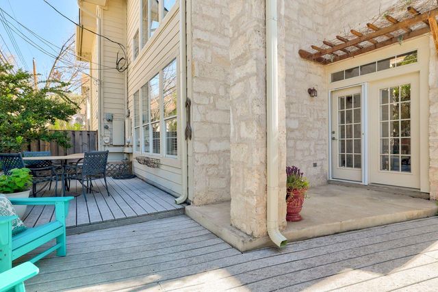 3800 Bailey LN F-1, Austin, TX 78756