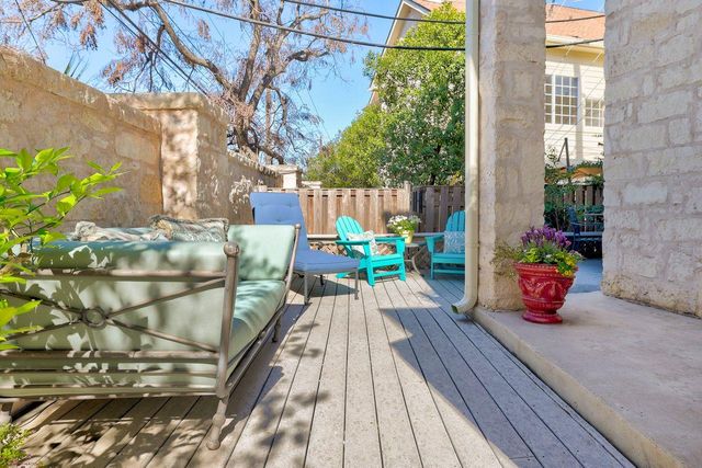 3800 Bailey LN F-1, Austin, TX 78756