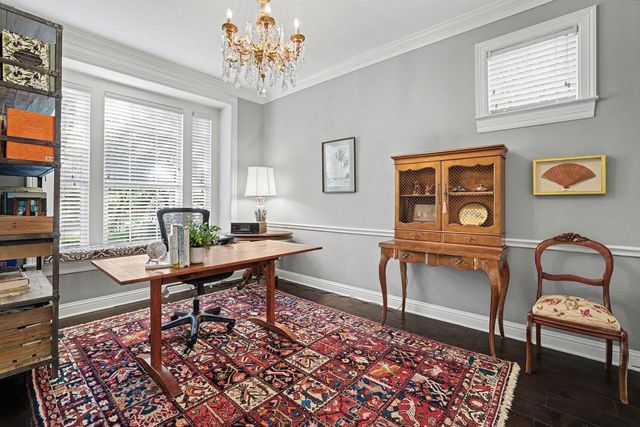 3800 Bailey LN F-1, Austin, TX 78756