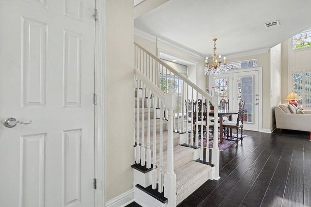 3800 Bailey LN F-1, Austin, TX 78756