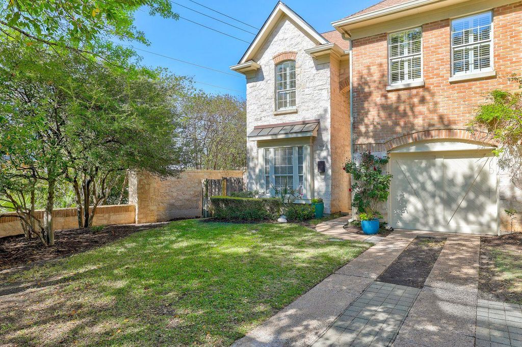 3800 Bailey LN F-1, Austin, TX 78756