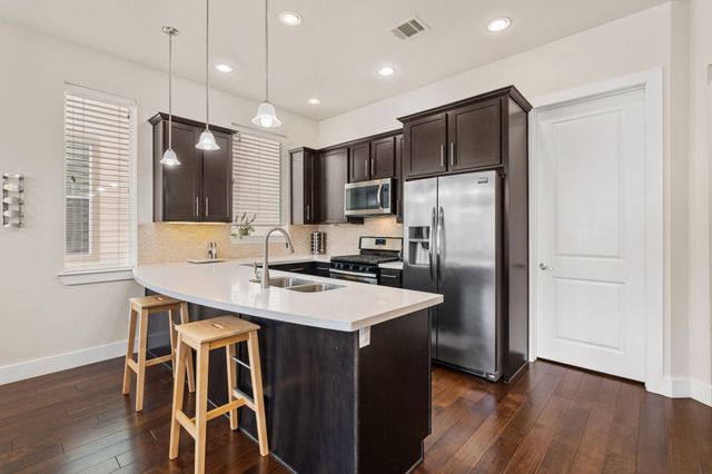 1207 Cedarpost Tree Springs Place, Houston, TX 77055