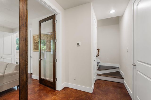 1207 Cedarpost Tree Springs Place, Houston, TX 77055