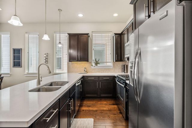 1207 Cedarpost Tree Springs Place, Houston, TX 77055