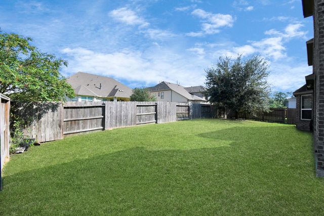 14105 N Lake Branch Lane Lane, Houston, TX 77044