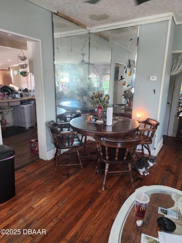 312 N Wild Olive Avenue, Daytona Beach, FL 32118