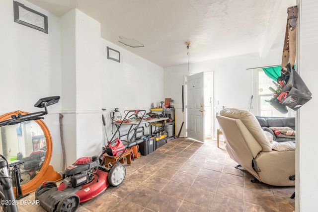312 N Wild Olive Avenue, Daytona Beach, FL 32118