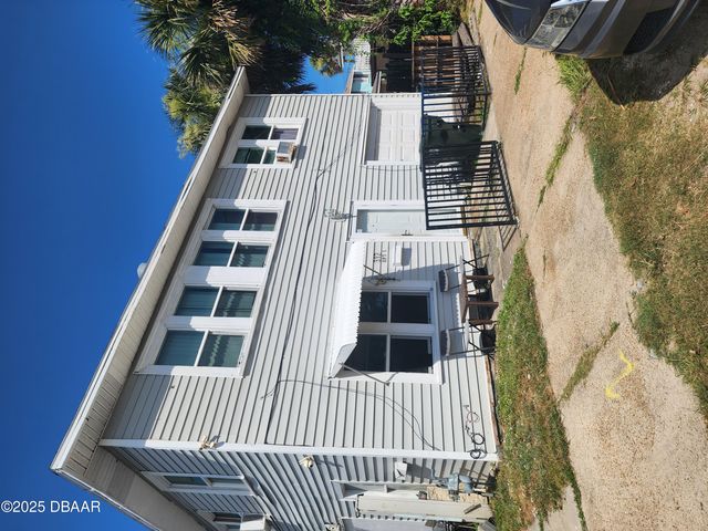 312 N Wild Olive Avenue, Daytona Beach, FL 32118
