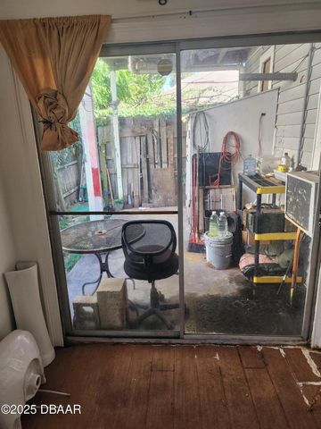312 N Wild Olive Avenue, Daytona Beach, FL 32118