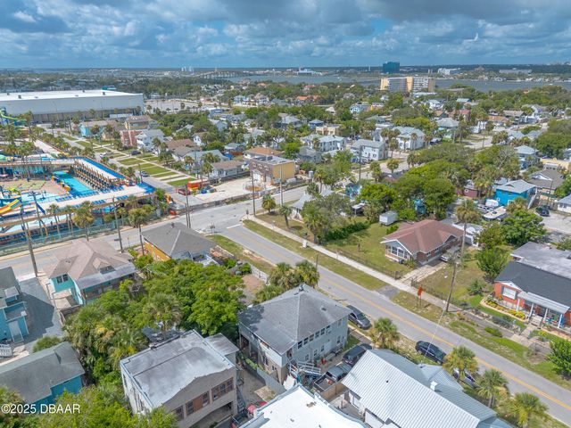 312 N Wild Olive Avenue, Daytona Beach, FL 32118