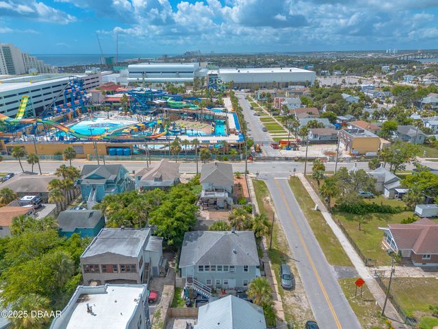312 N Wild Olive Avenue, Daytona Beach, FL 32118
