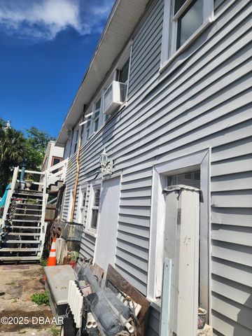 312 N Wild Olive Avenue, Daytona Beach, FL 32118