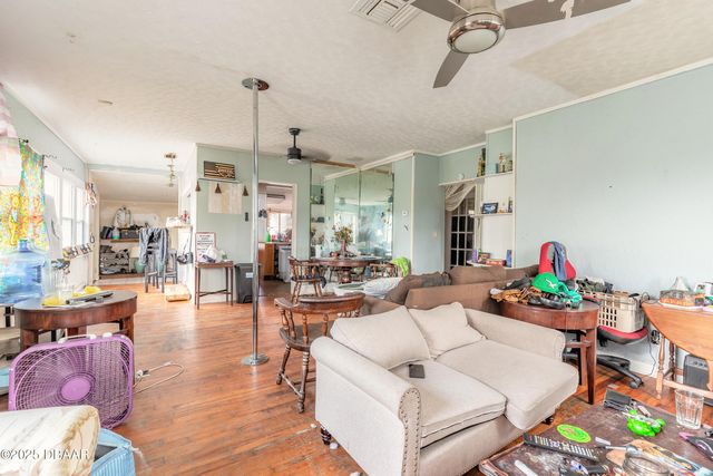 312 N Wild Olive Avenue, Daytona Beach, FL 32118