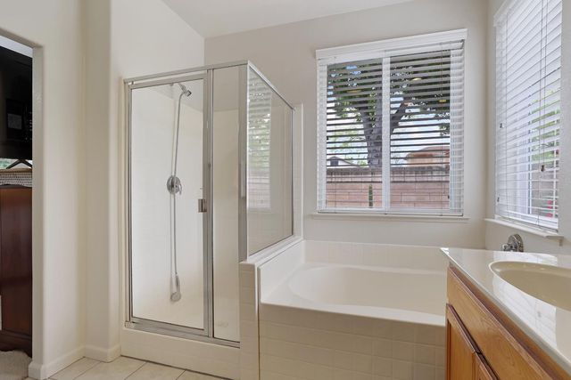 9042 Chianti Cir, Stockton, CA 95212