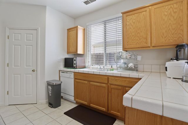 9042 Chianti Cir, Stockton, CA 95212