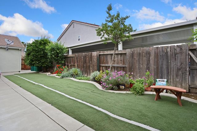 9042 Chianti Cir, Stockton, CA 95212