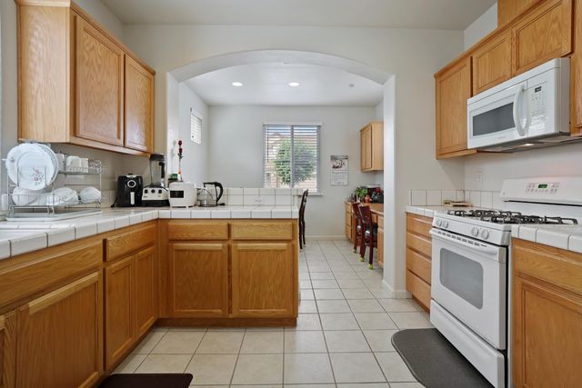 9042 Chianti Cir, Stockton, CA 95212