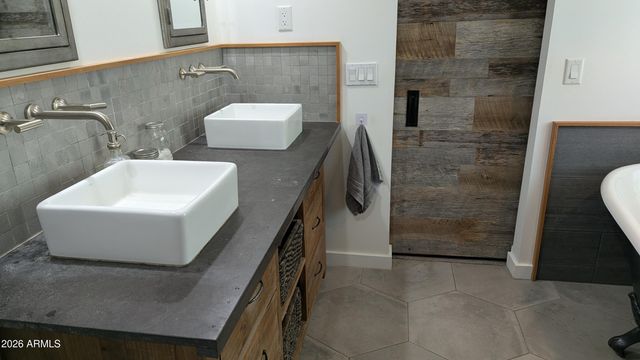 632 S PANDORA Drive, Gilbert, AZ 85296