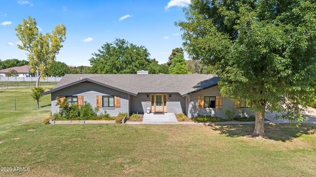 632 S PANDORA Drive, Gilbert, AZ 85296