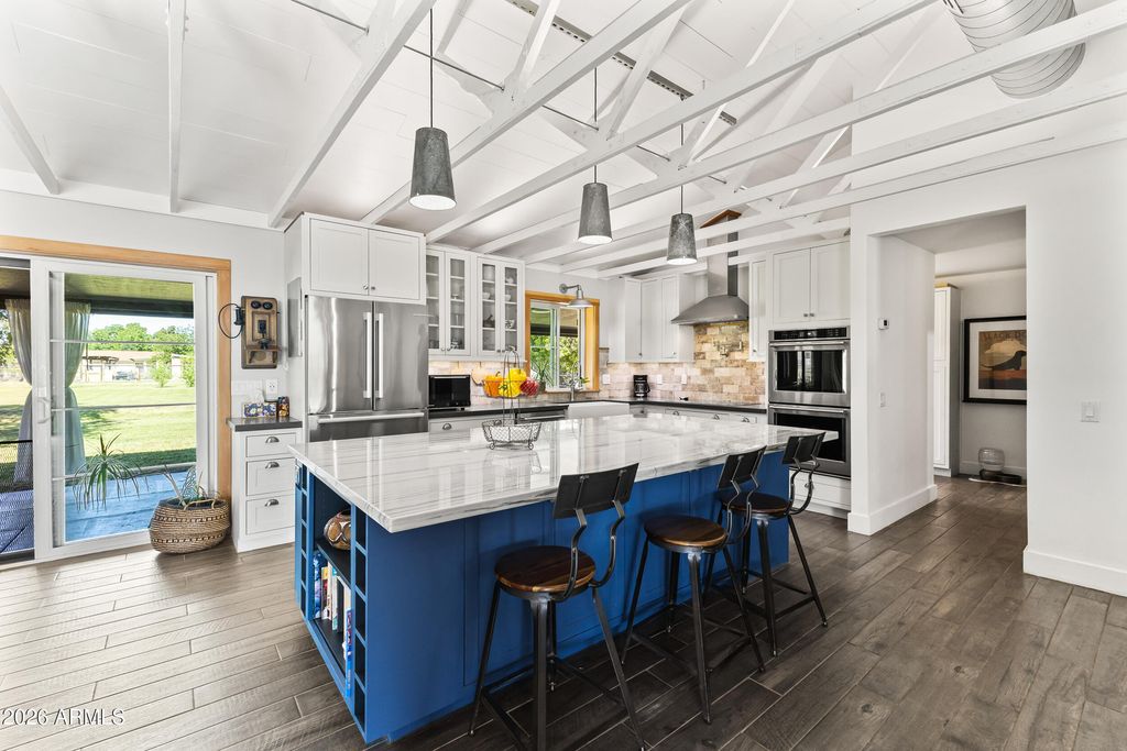Image 10 of property listing at 632 S PANDORA Drive, Gilbert, AZ 85296