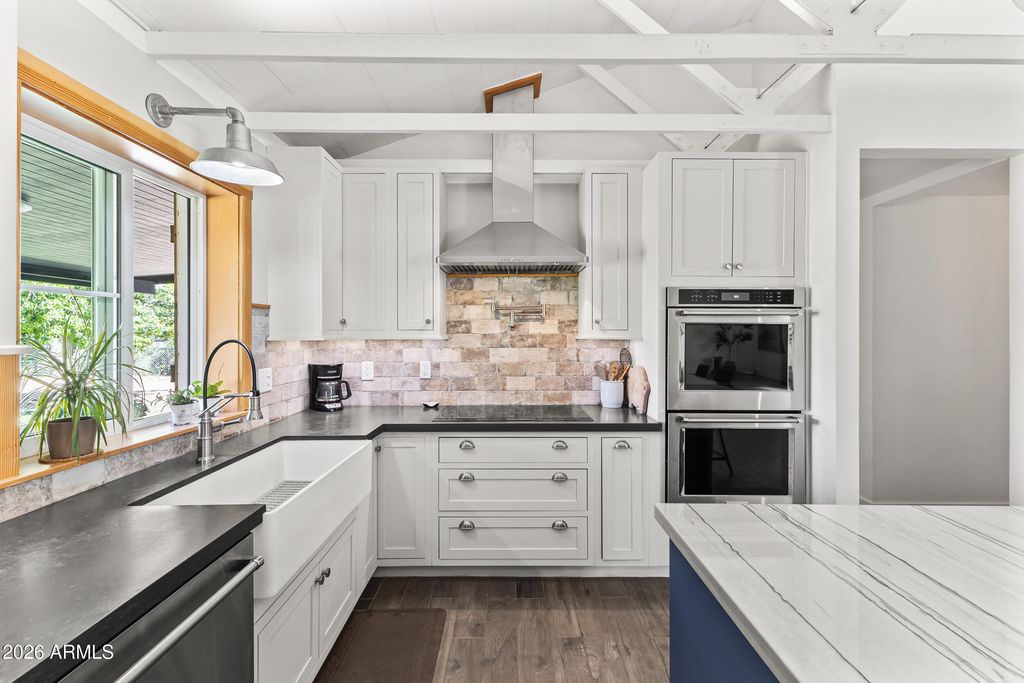 Image 14 of property listing at 632 S PANDORA Drive, Gilbert, AZ 85296