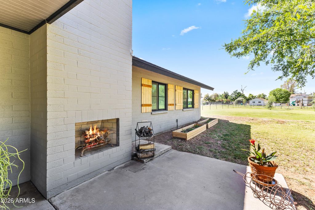 Image 31 of property listing at 632 S PANDORA Drive, Gilbert, AZ 85296