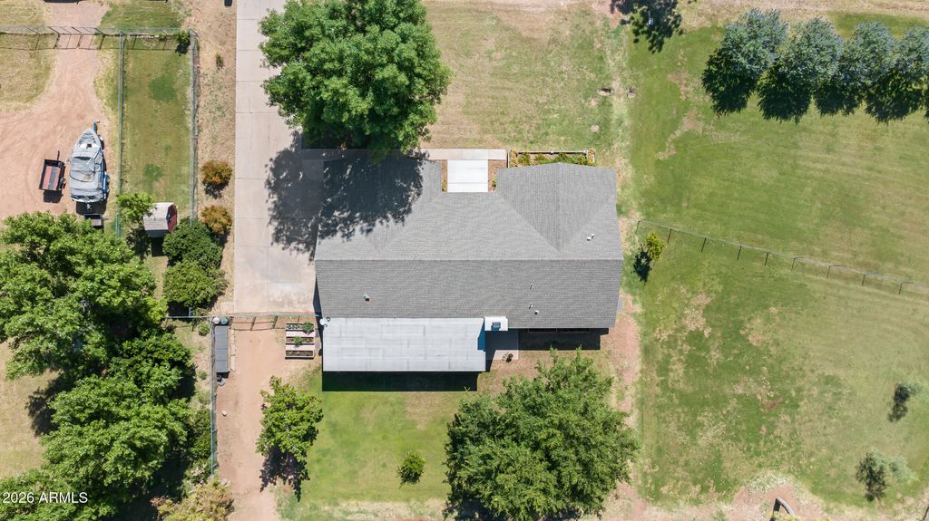 Image 43 of property listing at 632 S PANDORA Drive, Gilbert, AZ 85296