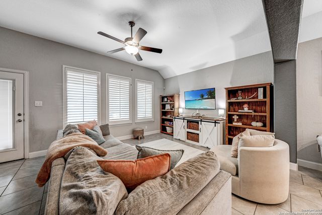 2217 Windswept, New Braunfels, TX 78132