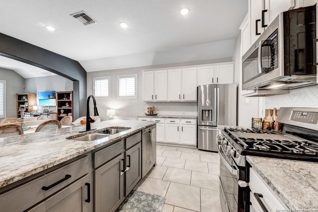 2217 Windswept, New Braunfels, TX 78132