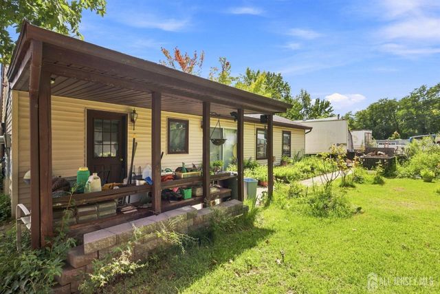 853 Grove Avenue, Old Bridge, NJ 08879