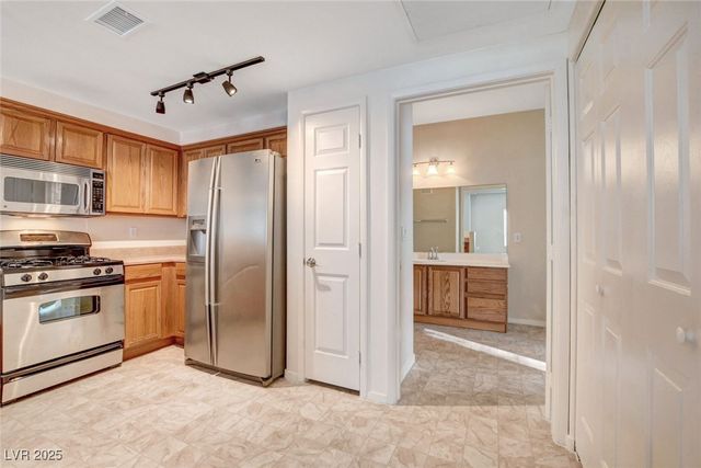 9303 Gilcrease Avenue 1229, Las Vegas, NV 89149