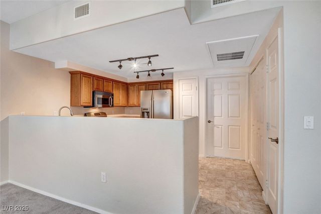 9303 Gilcrease Avenue 1229, Las Vegas, NV 89149